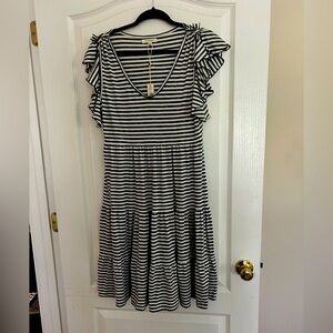 Max Studio Dress. Size Large..NWT
